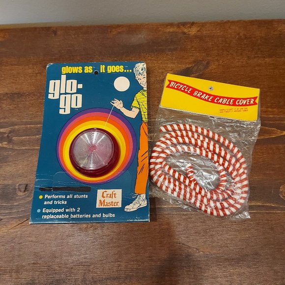 Vintage Glo-Go (Yo-Yo) and Pedal Bike Cable Cover Toy Bundle - Picture 1 of 5
